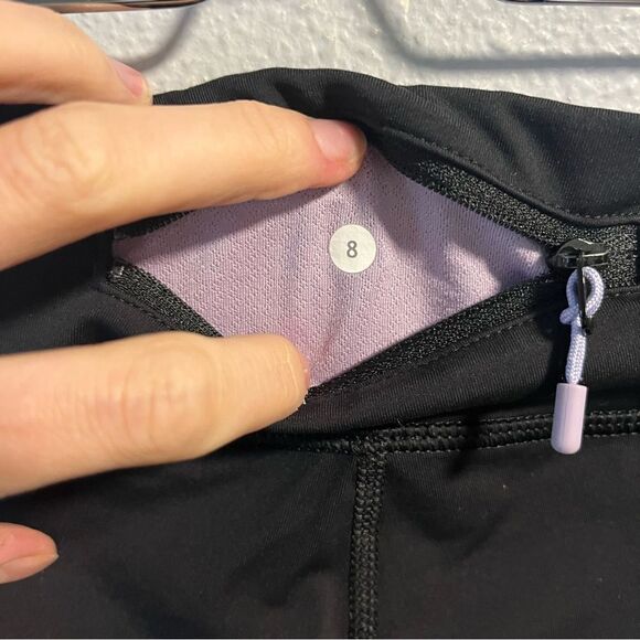 Lululemon Run Crop Black Polka Dot - Picture 3 of 8